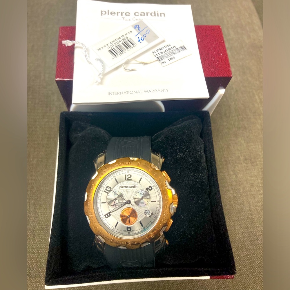 Pre-Owned Peirre Cardin Watch